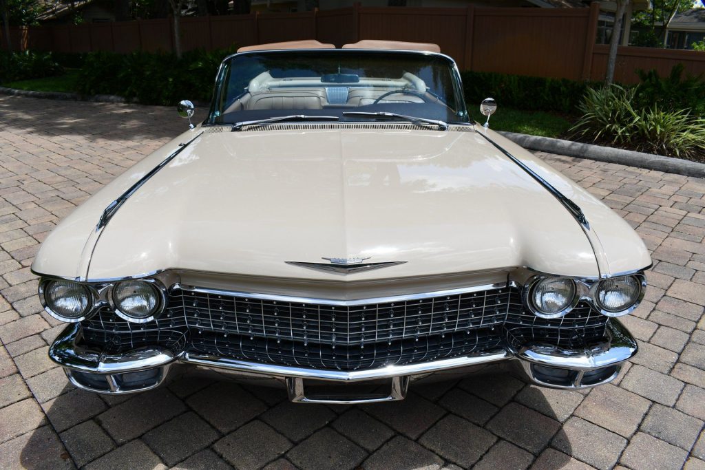 1960 CADILLAC SERIES 62